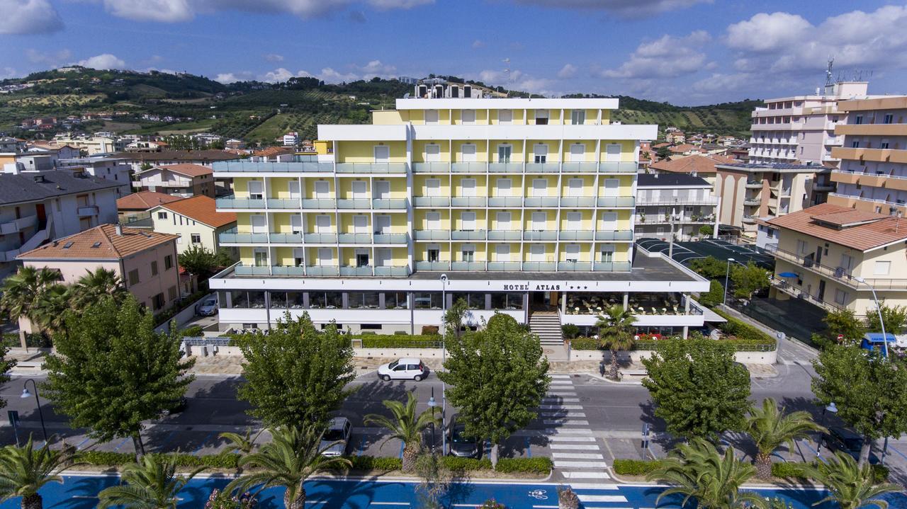 Hotel Atlas Alba Adriatica Exterior photo